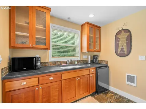 12120 Sw 33rd Avenue Portland OR 97219