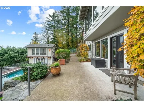 12120 Sw 33rd Avenue Portland OR 97219