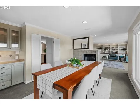 12120 Sw 33rd Avenue Portland OR 97219