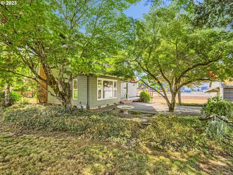 2542 SE 13th Avenue Canby OR 97013