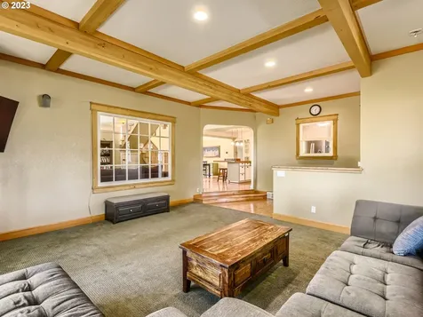 2542 SE 13th Avenue Canby OR 97013