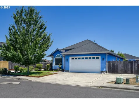 1256 Creswood Drive Creswell OR 97426