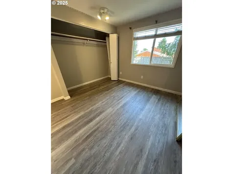 2065 Hayes Street North Bend OR 97459