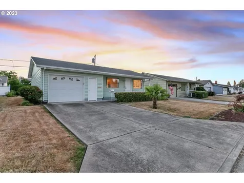 1073 Randolph Road Woodburn OR 97071