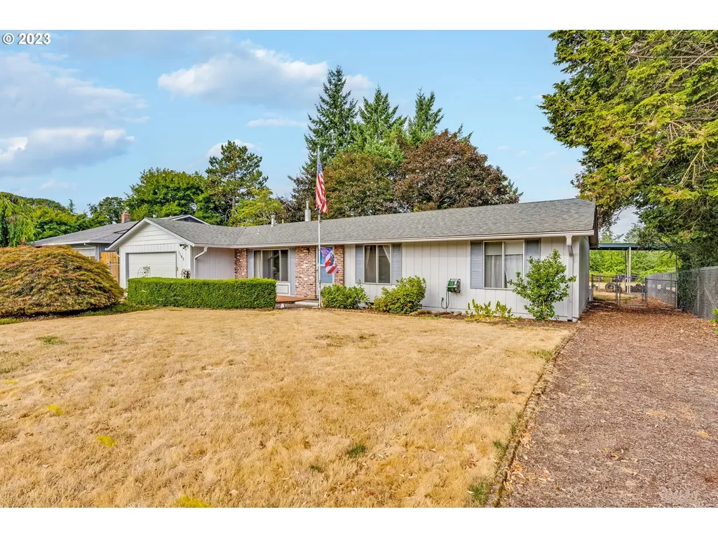 1103 N Sitka Avenue Newberg OR 97132