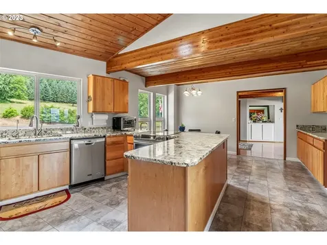 262 Bunker Hill Road Longview WA 98632