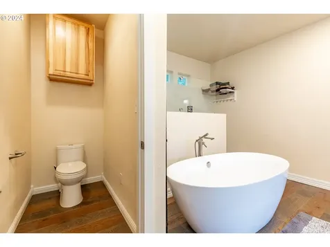 46431 Santiam Highway Foster OR 97345