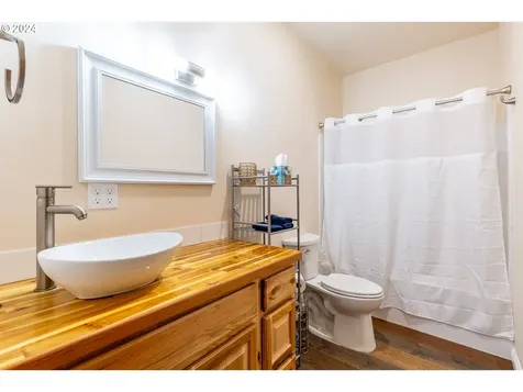 46431 Santiam Highway Foster OR 97345