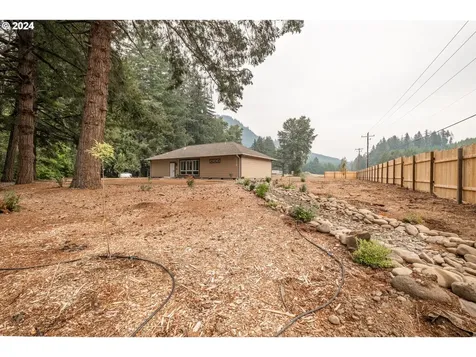 46431 Santiam Highway Foster OR 97345