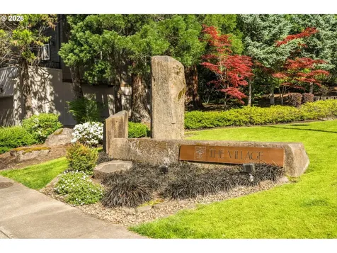 10209 NW Village Heights Drive Portland OR 97229