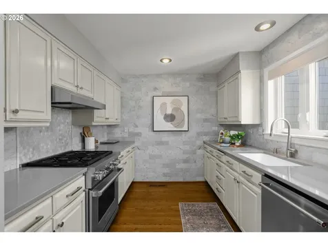 10209 NW Village Heights Drive Portland OR 97229