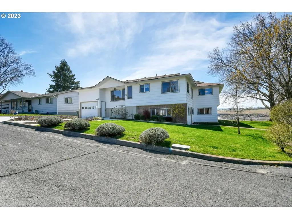 2126 Nw Despain Avenue Pendleton OR 97801