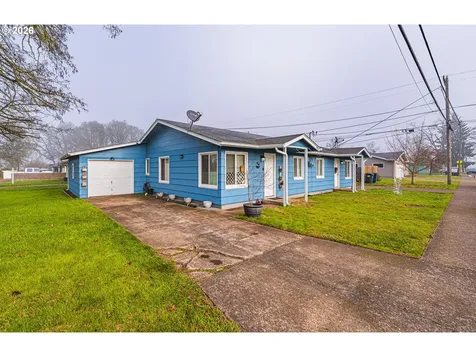 970 W 10th Avenue Junction City OR 97448