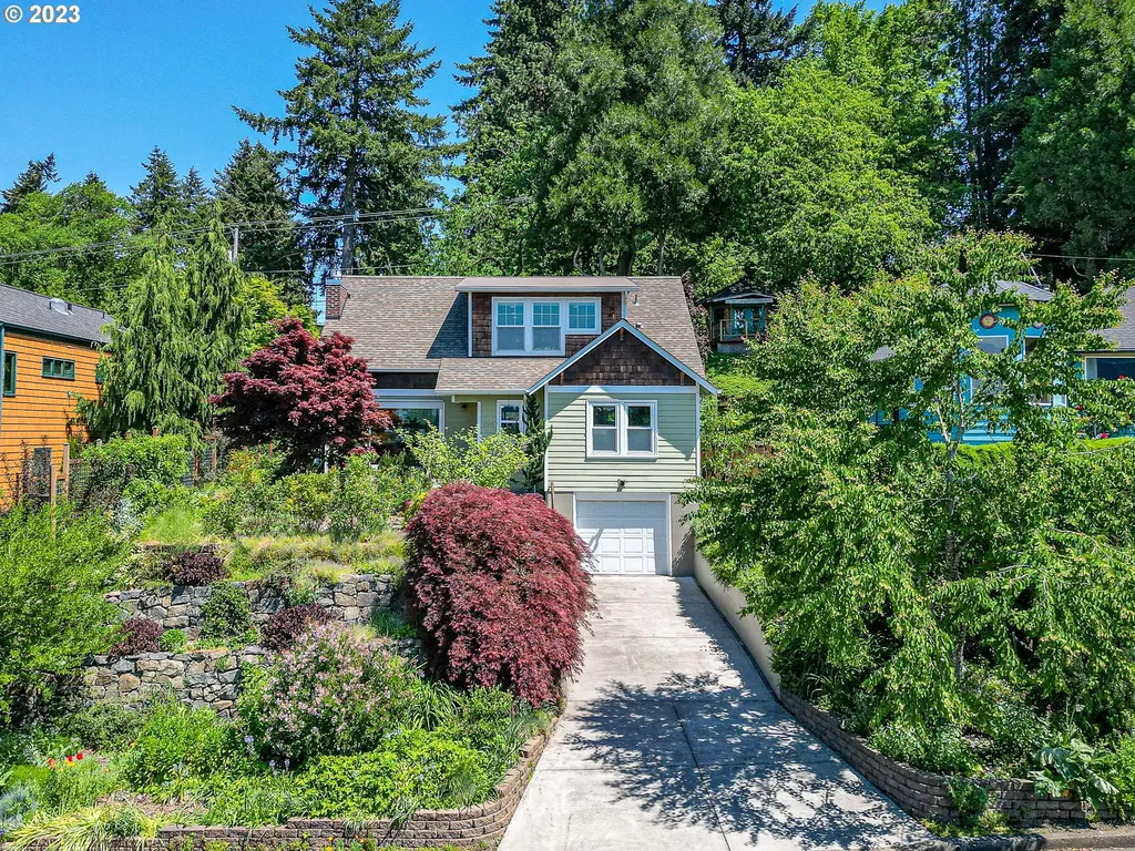2355 Washington Street Eugene OR 97405