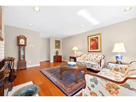 2116 NE 142nd Avenue Portland OR 97230