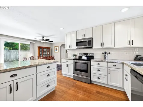 2116 NE 142nd Avenue Portland OR 97230