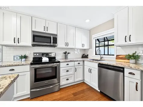 2116 NE 142nd Avenue Portland OR 97230