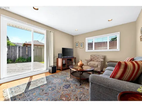 2116 NE 142nd Avenue Portland OR 97230