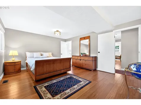 2116 NE 142nd Avenue Portland OR 97230