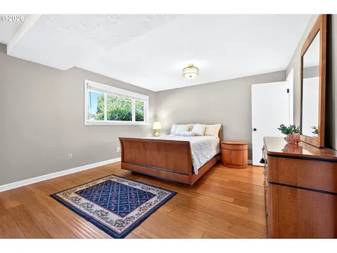 2116 NE 142nd Avenue Portland OR 97230