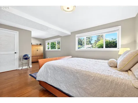 2116 NE 142nd Avenue Portland OR 97230