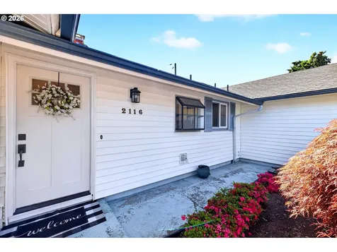 2116 NE 142nd Avenue Portland OR 97230