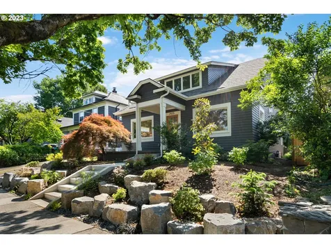 2435 Ne 42nd Avenue Portland OR 97213