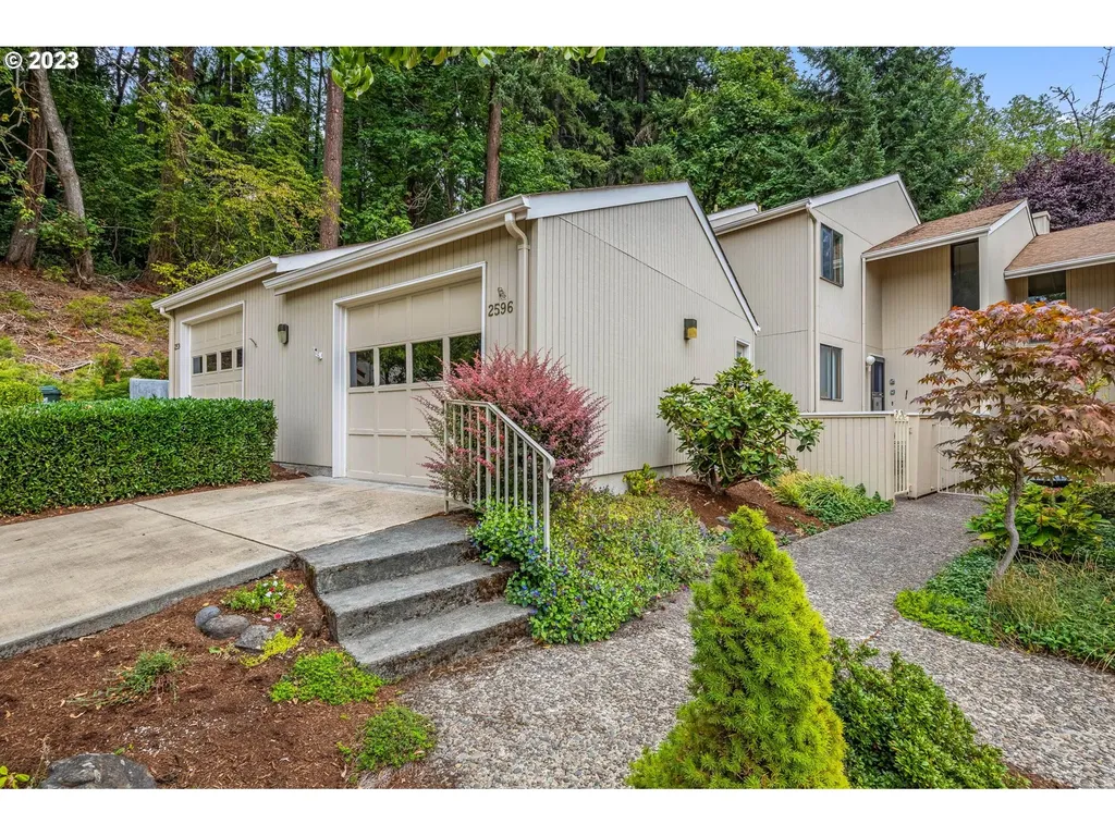 2596 Brittania Place Eugene OR 97405