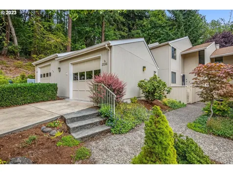 2596 Brittania Place Eugene OR 97405
