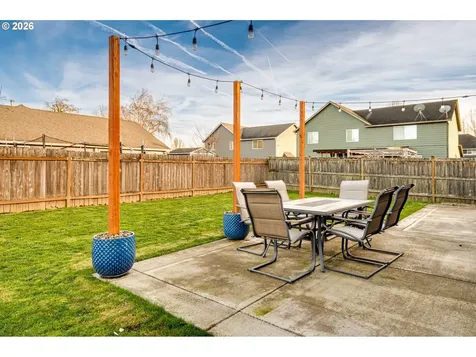 220 Mable Lane Woodland WA 98674