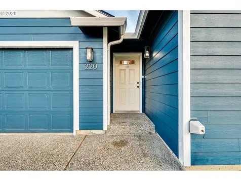 220 Mable Lane Woodland WA 98674