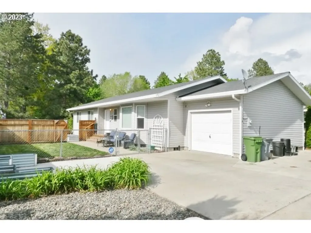 2909 Misty Avenue La Grande OR 97850