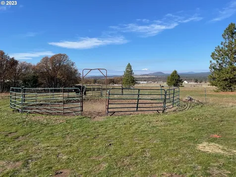 154 Rimrock Road Goldendale WA 98620