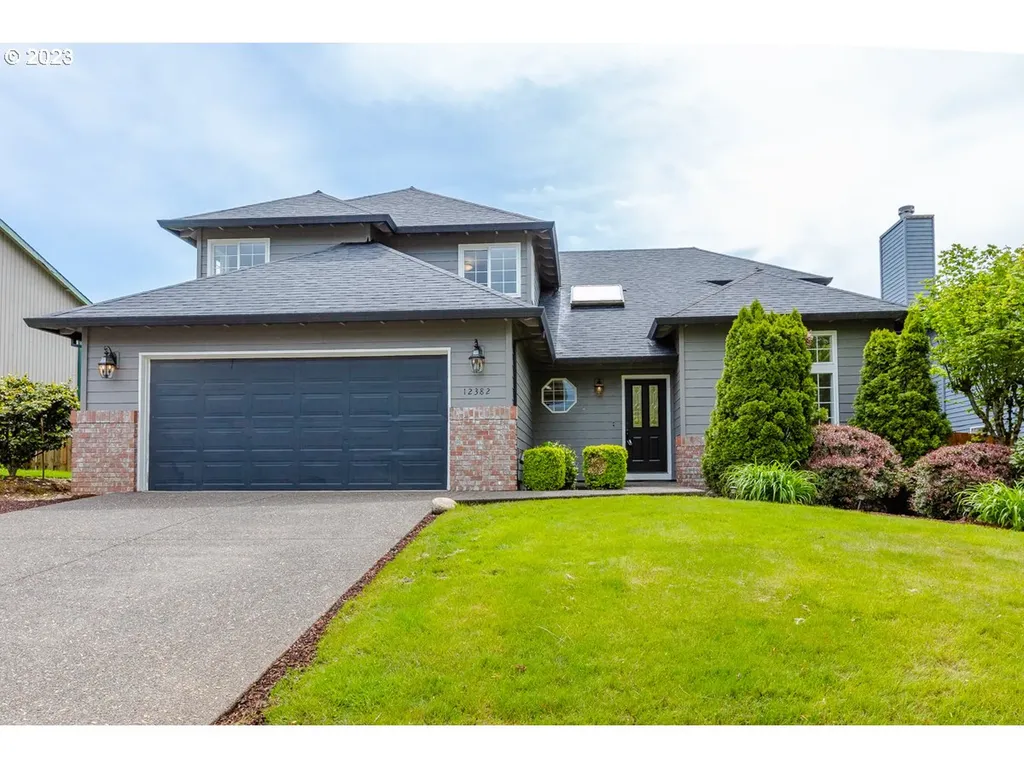 12382 Se Huron Street Clackamas OR 97015