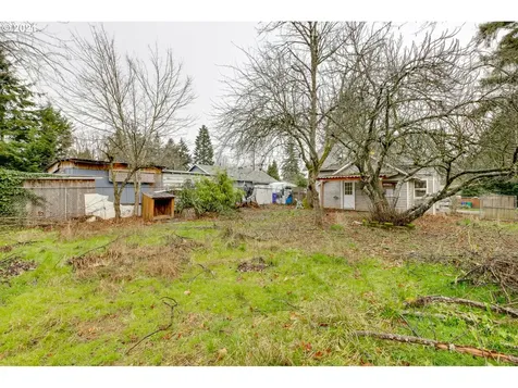 127 SE 106th Avenue Portland OR 97216