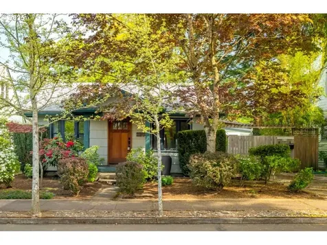 4636 NE 37th Avenue Portland OR 97211