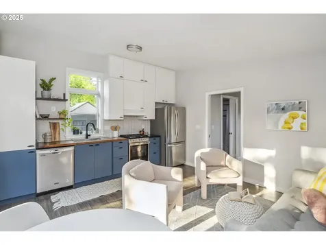 4636 NE 37th Avenue Portland OR 97211