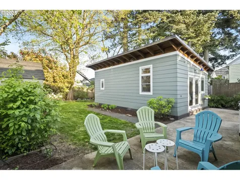 4636 NE 37th Avenue Portland OR 97211