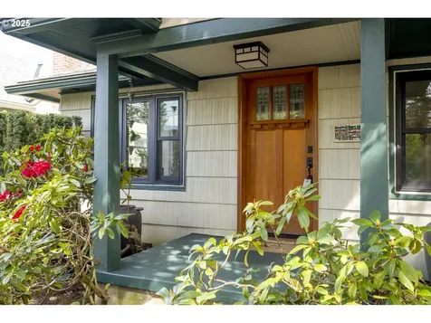 4636 NE 37th Avenue Portland OR 97211