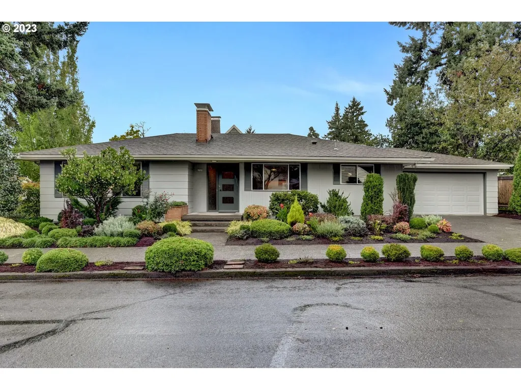 6309 Ne Hancock Street Portland OR 97213