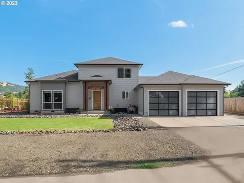 524 River Bend Road Roseburg OR 97471