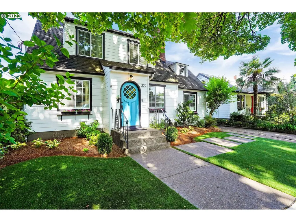 379 Richmond Avenue Se Salem OR 97301