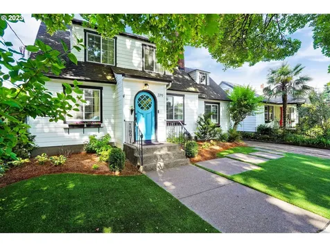 379 Richmond Avenue Se Salem OR 97301