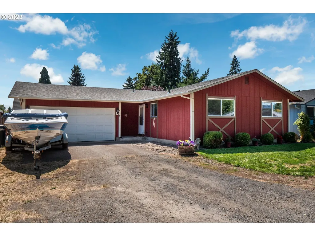 5163 D Street Springfield OR 97478
