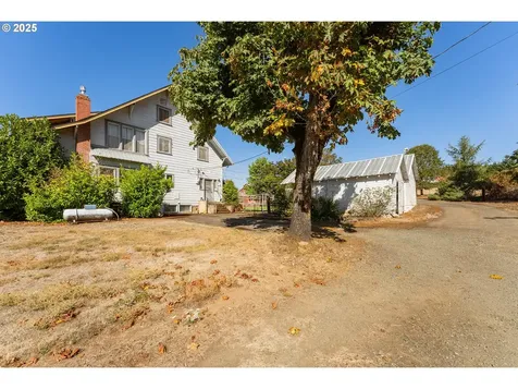 7505 Garden Valley Road Roseburg OR 97471