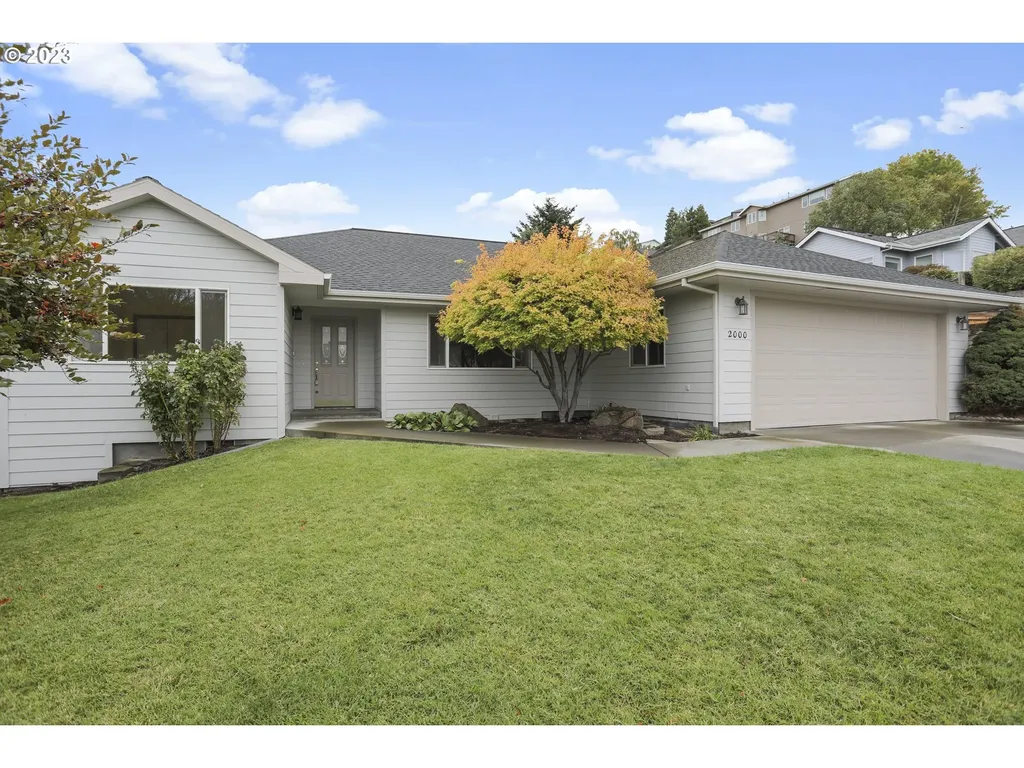 2000 View Court The Dalles OR 97058