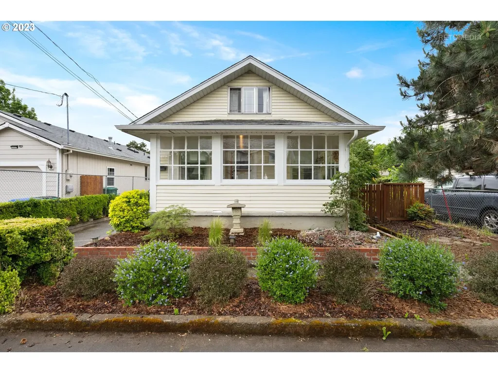 6114 Se 87th Avenue Portland OR 97266