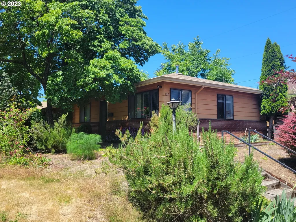 223 Ne 78th Avenue Portland OR 97213