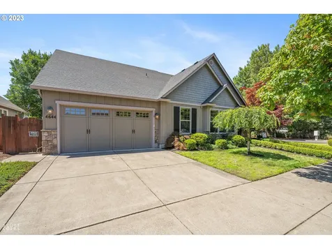 4644 Champagne Lane Eugene OR 97404