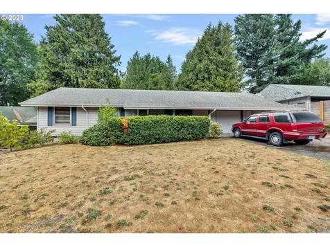 2135 N Main Avenue Gresham OR 97030